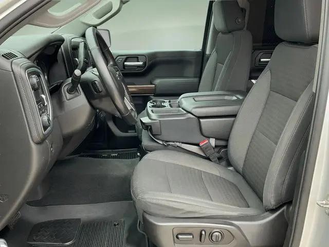 2020 Chevrolet Silverado 1500 2WD Crew Cab Short Bed RST
