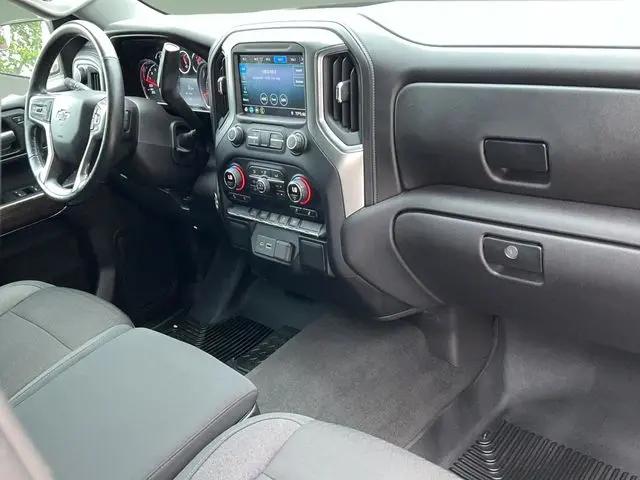 2020 Chevrolet Silverado 1500 2WD Crew Cab Short Bed RST