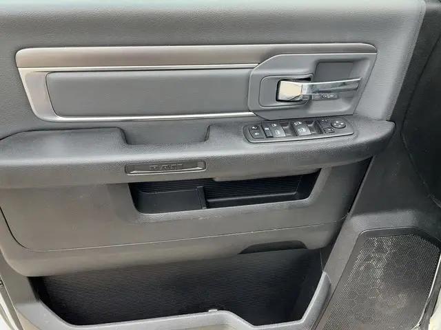 2023 Ram 1500 Classic SLT Crew Cab 4x4 5'7" Box