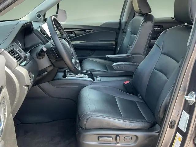 2022 Honda Pilot AWD Touring 7 Passenger