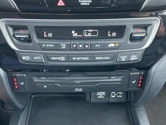 2022 Honda Pilot AWD Touring 7 Passenger