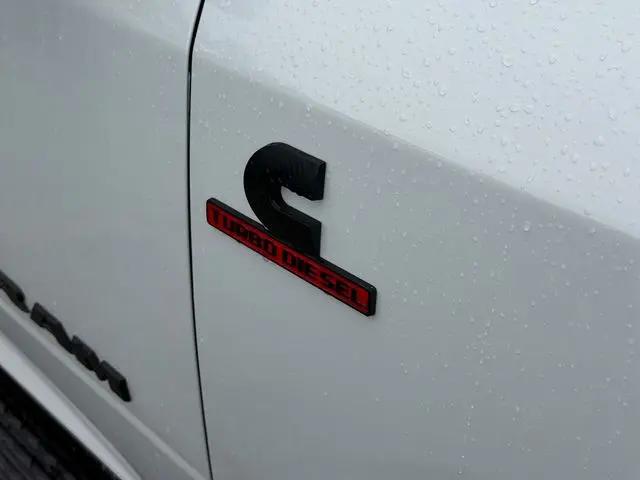 2026 Ram 3500 Laramie Crew Cab 4x4 8' Box