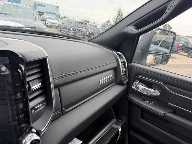 2026 Ram 3500 Laramie Crew Cab 4x4 8' Box