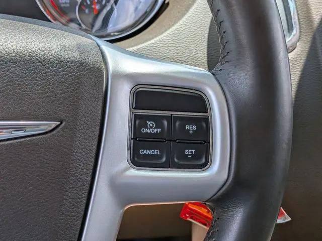 2015 Chrysler Town & Country Touring