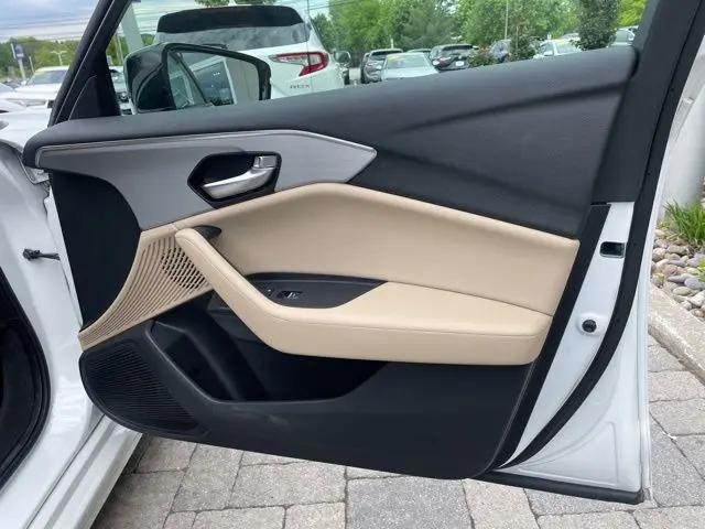 2023 Acura TLX Standard