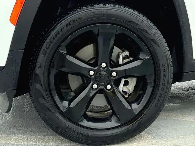 2025 Jeep Grand Cherokee L Limited 4x4