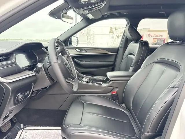 2025 Jeep Grand Cherokee L Limited 4x4
