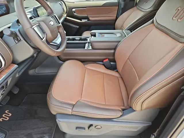2026 Ford Expedition King Ranch