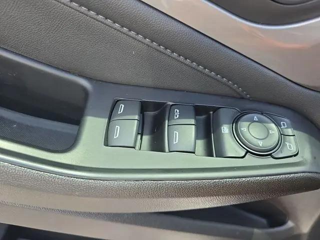 2023 Chevrolet Traverse FWD LT Cloth