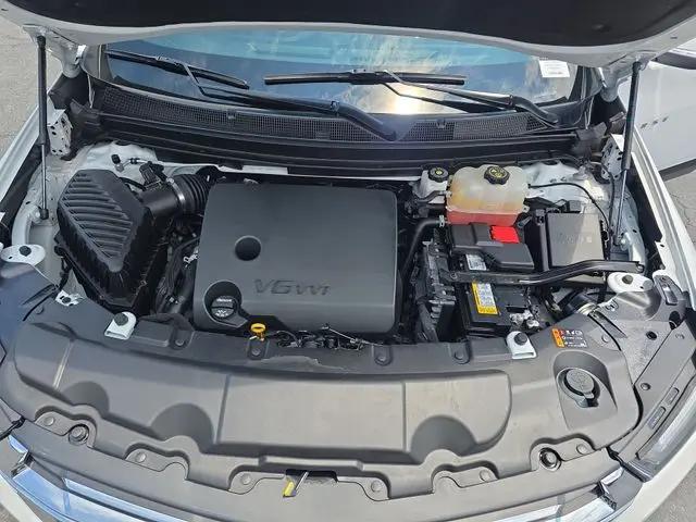 2023 Chevrolet Traverse FWD LT Cloth