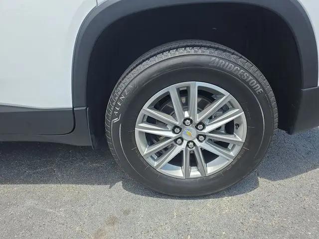 2023 Chevrolet Traverse FWD LT Cloth