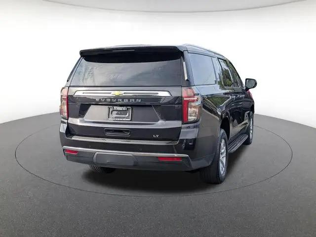 2024 Chevrolet Suburban 2WD LT