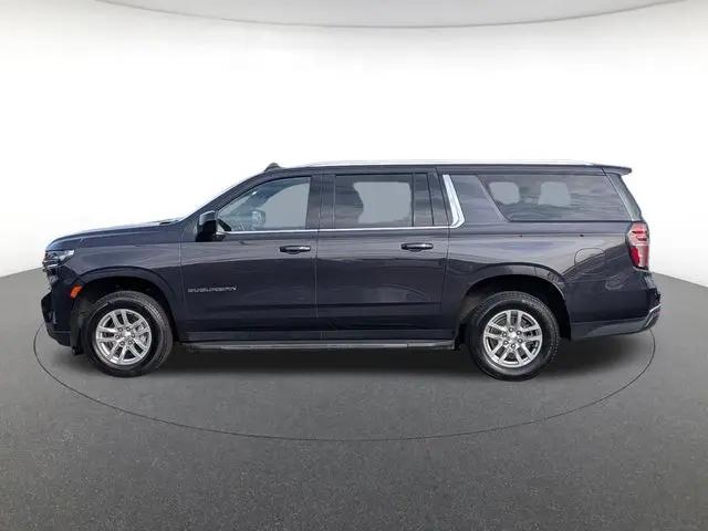 2024 Chevrolet Suburban 2WD LT