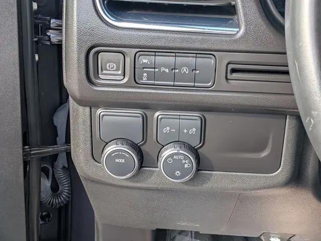 2024 Chevrolet Suburban 2WD LT