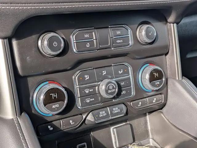 2024 Chevrolet Suburban 2WD LT