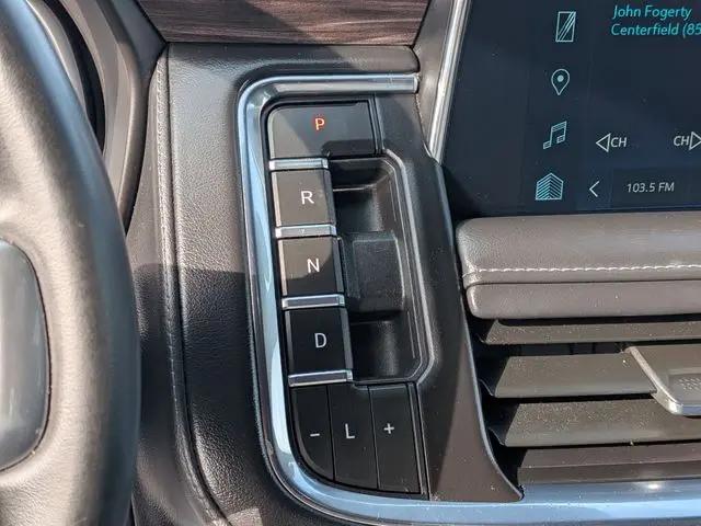 2024 Chevrolet Suburban 2WD LT