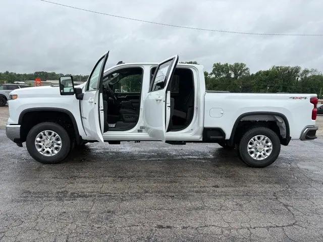 2026 Chevrolet Silverado 2500HD Crew Cab, Standard Bed, LT, 4WD