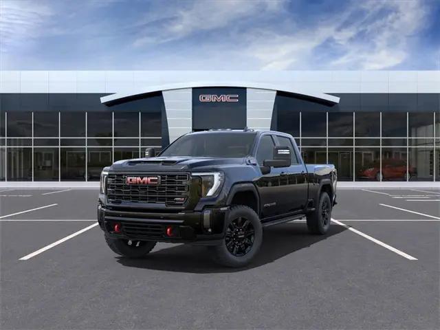 2025 GMC Sierra 2500HD 4WD Crew Cab Standard Bed AT4