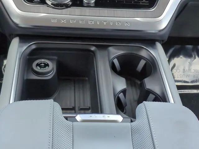 2026 Ford Expedition Max Platinum MAX