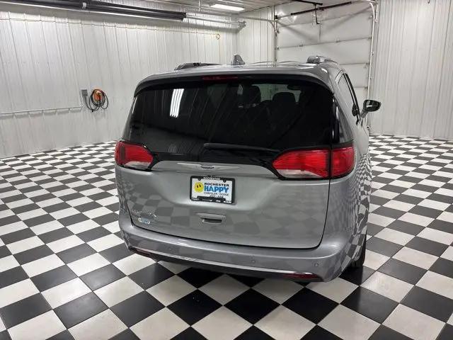 2020 Chrysler Pacifica Touring L Plus