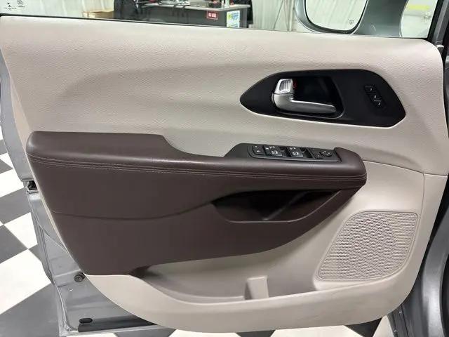2020 Chrysler Pacifica Touring L Plus