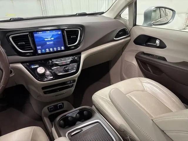 2020 Chrysler Pacifica Touring L Plus