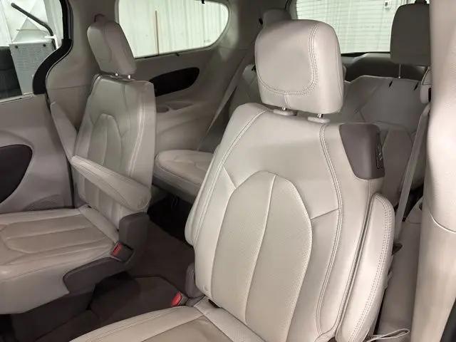 2020 Chrysler Pacifica Touring L Plus