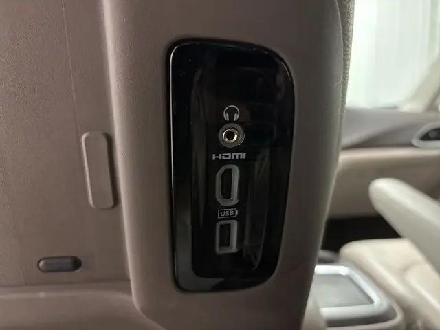 2020 Chrysler Pacifica Touring L Plus