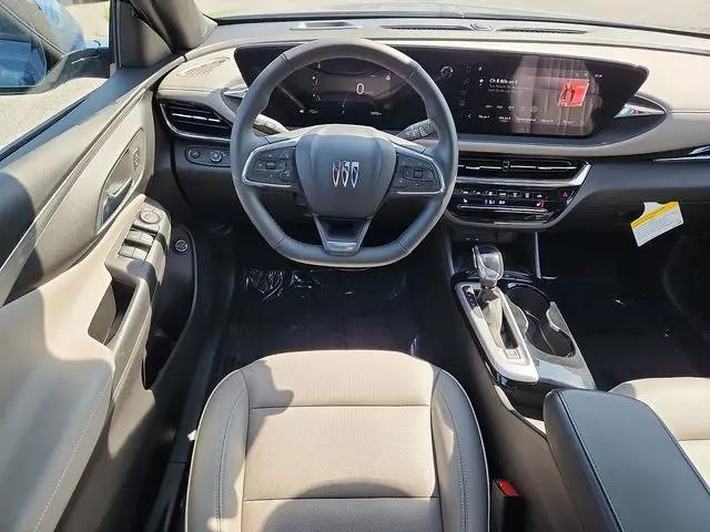 2025 Buick NV Avenir FWD