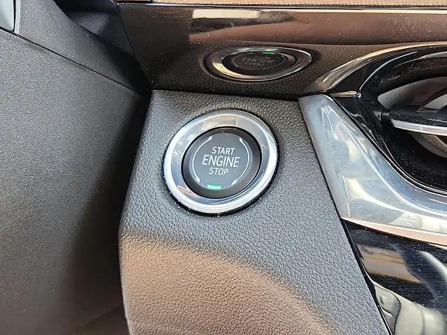 2025 Buick NV Avenir FWD