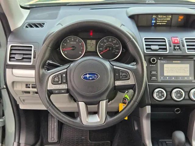 2017 Subaru Forester 2.5i