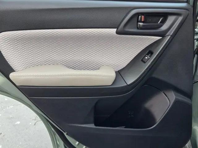 2017 Subaru Forester 2.5i