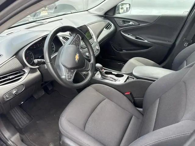 2023 Chevrolet Malibu FWD RS