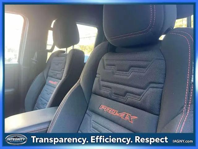 2023 Nissan Frontier Crew Cab PRO-4X 4x4