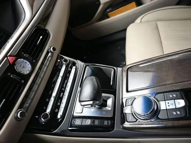 2018 Genesis G90 3.3T Premium