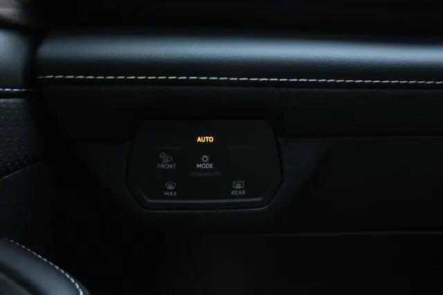 2026 Volkswagen Atlas SEL Premium R-Line