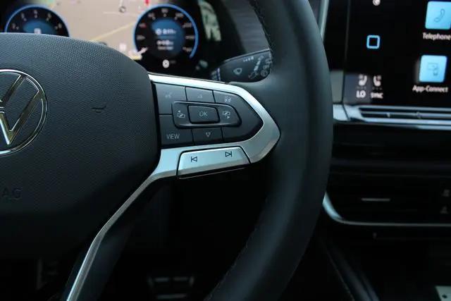2026 Volkswagen Atlas SEL Premium R-Line