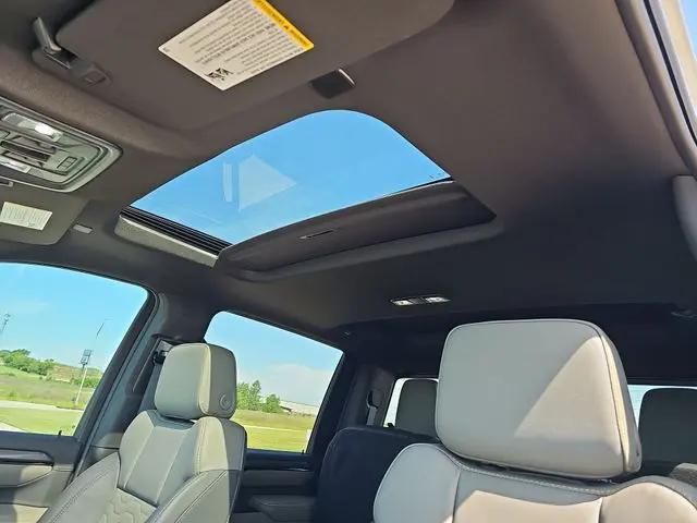 2026 Chevrolet Silverado 2500HD Crew Cab, Standard Bed, XR2, 4WD