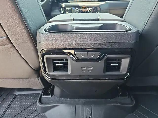 2026 Chevrolet Silverado 2500HD Crew Cab, Standard Bed, XR2, 4WD
