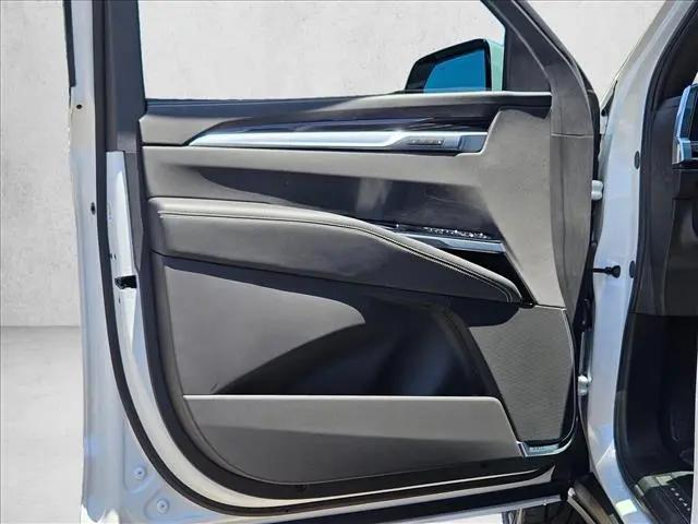 2025 Cadillac Escalade Sport