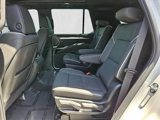 2025 Cadillac Escalade Sport