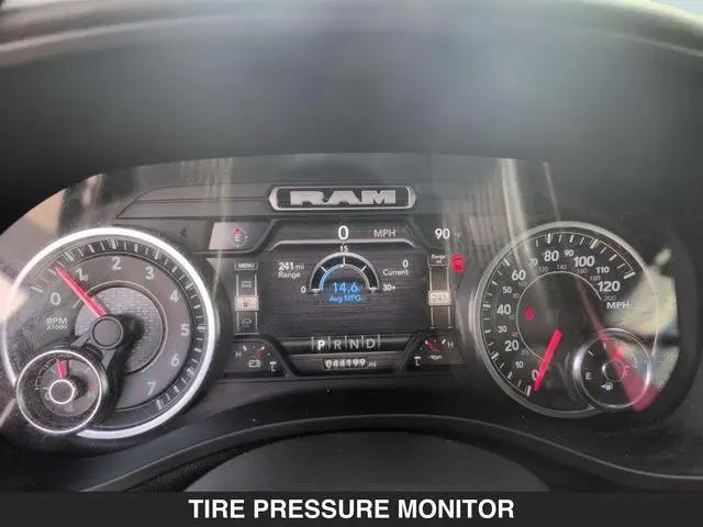 2022 Ram 1500 Big Horn Quad Cab 4x4 6'4" Box