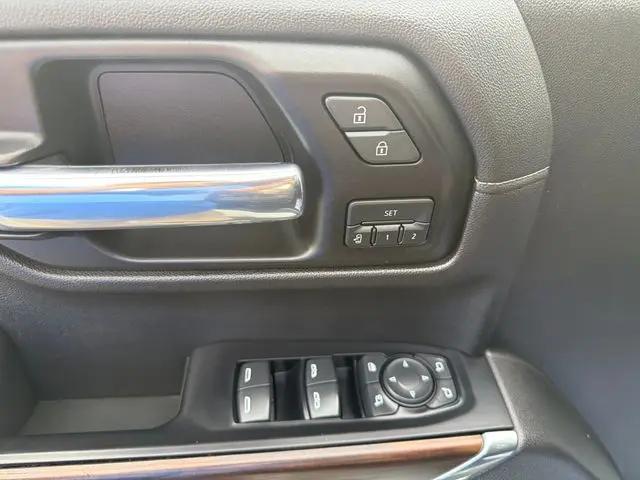 2020 GMC Sierra 1500 4WD Crew Cab Short Box SLT