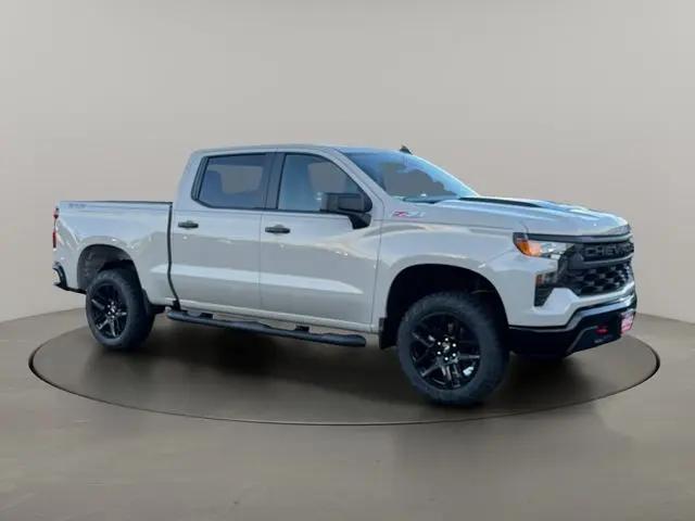 2026 Chevrolet Silverado 1500 4WD Crew Cab Short Bed Custom Trail Boss