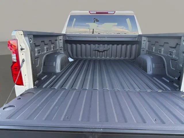 2026 Chevrolet Silverado 1500 4WD Crew Cab Short Bed Custom Trail Boss
