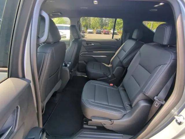 2026 Chevrolet Traverse AWD LT
