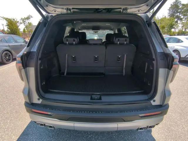 2026 Chevrolet Traverse AWD LT