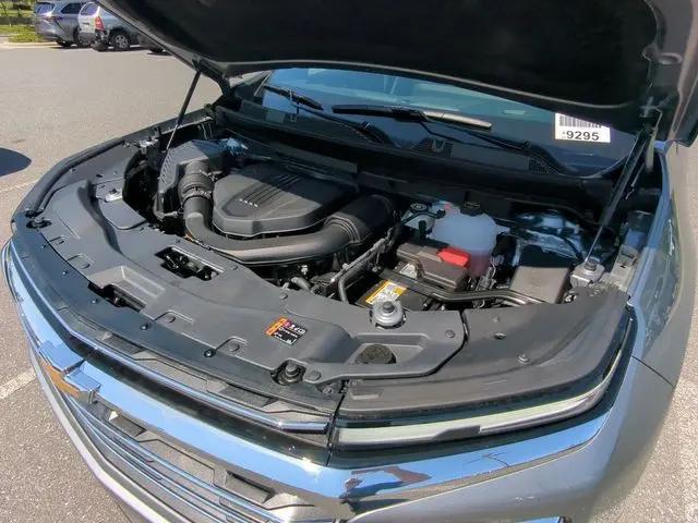 2026 Chevrolet Traverse AWD LT