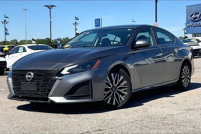 2023 Nissan Altima SV FWD