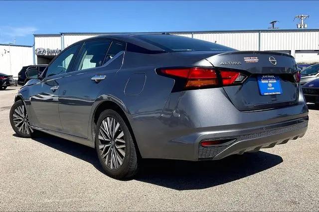2023 Nissan Altima SV FWD